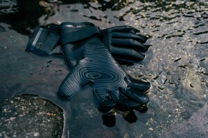 MYSTIC Roam Glove 3mm Precurved 2024